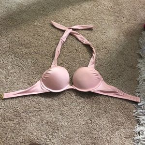 Victoria’s Secret bombshell bikini top